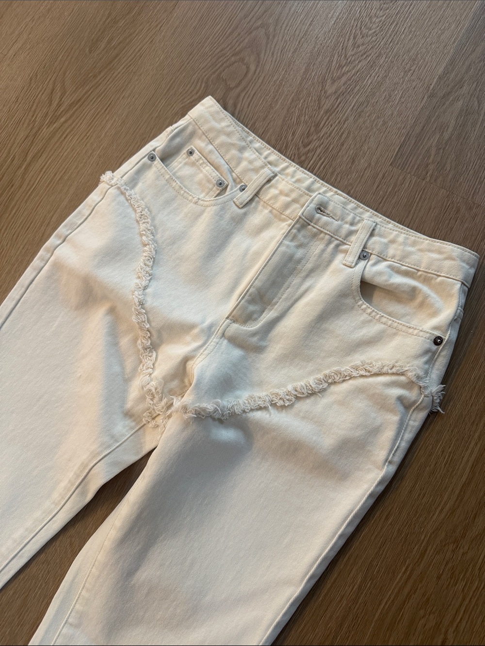 Seroya Dahlia frayed flare jeans